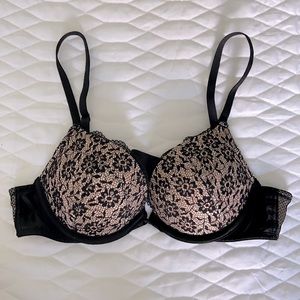 Victoria secret bra size 32A